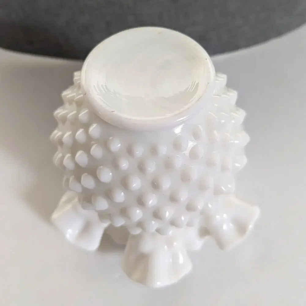 Vintage Fenton Art Milk Glass Cupped  Double Crimped Hobnail Planter Vase